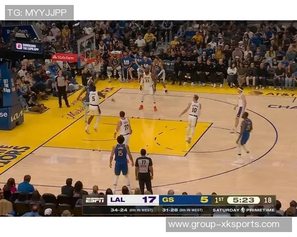 艾顿防守态度引发争议雷迪克无奈撤下他以示惩戒